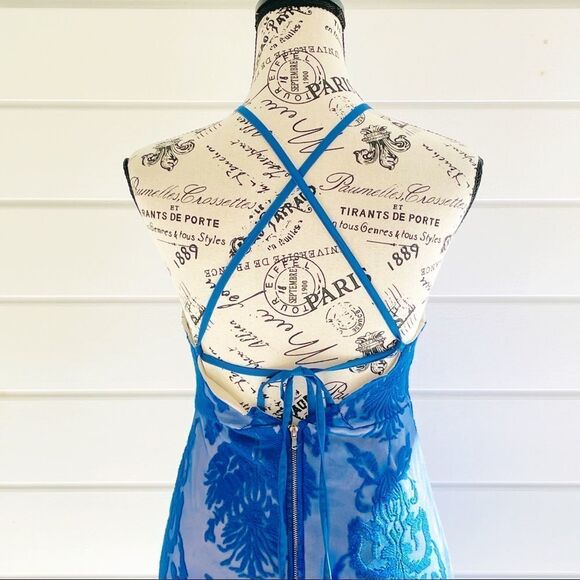 F & R Free & Rose Halter Strappy Open Back Lace Mini Dress Size Medium - Picture 6 of 7